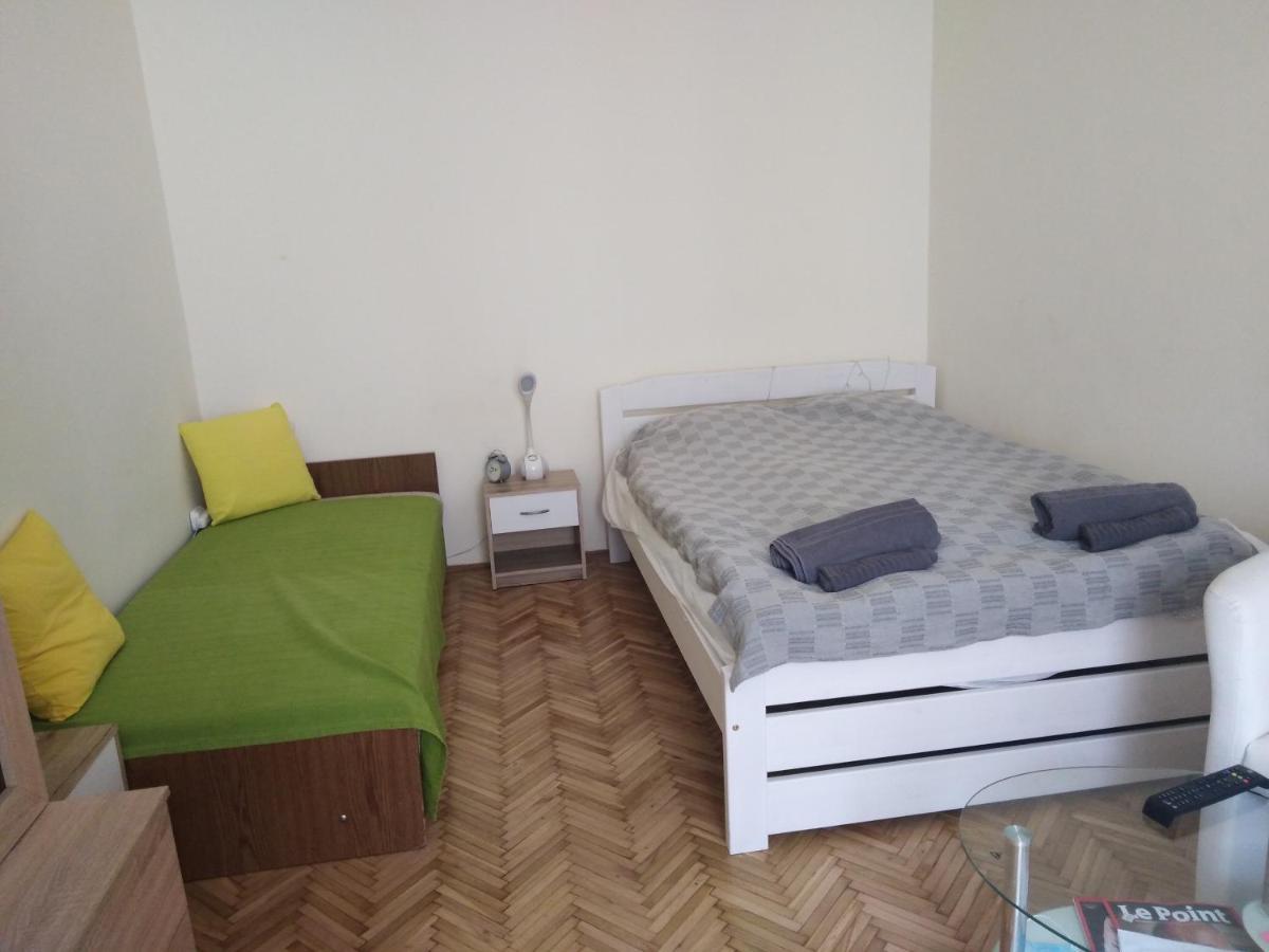 Adrienn apartment Boedapest Buitenkant foto